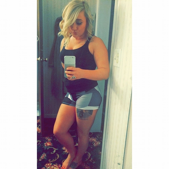 Meet your Posher, Summer - Picture 1 of 1